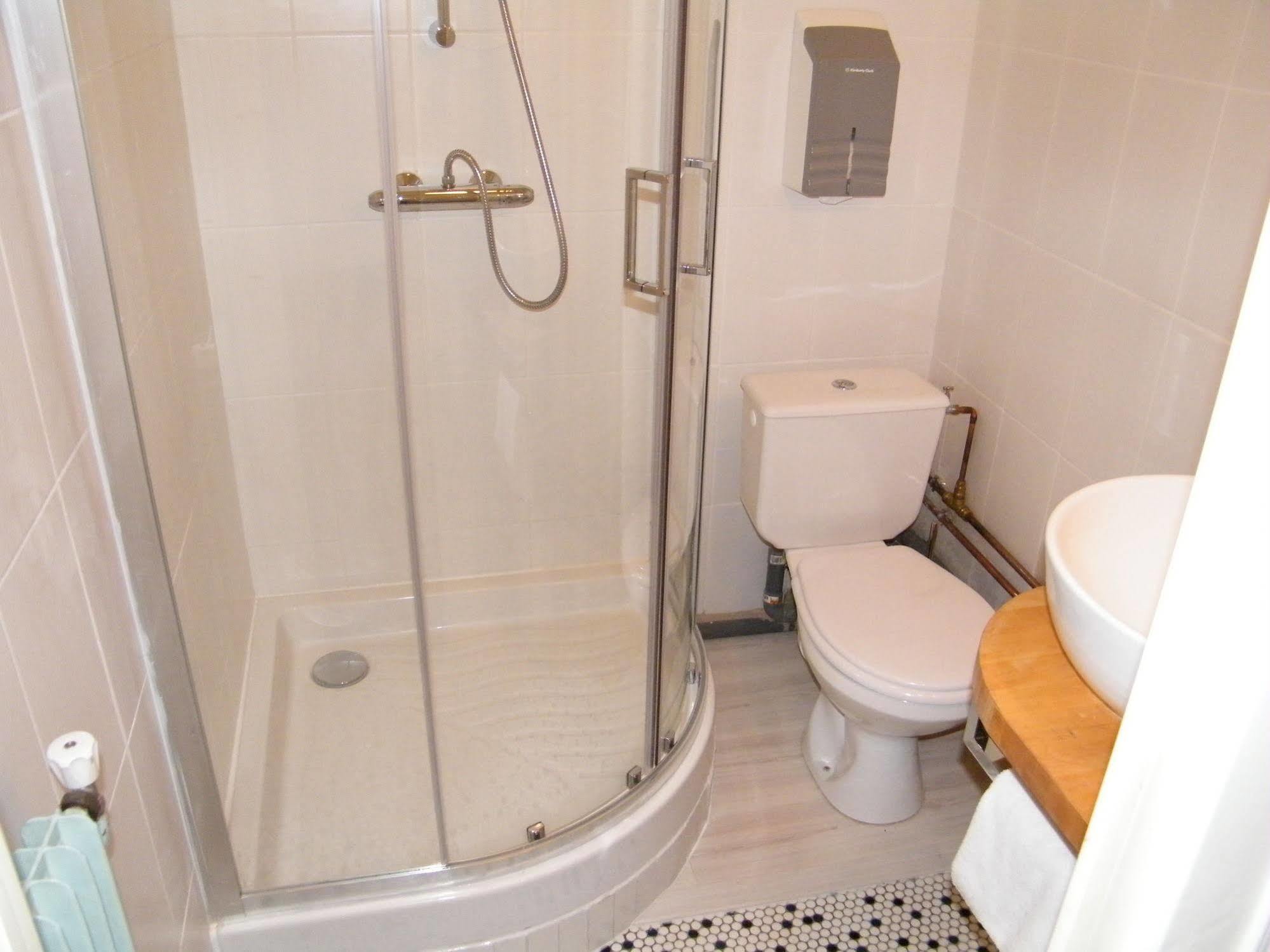 Hotel Balzac Fougères Esterno foto