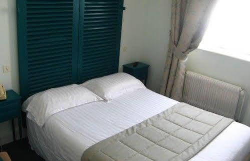 Hotel Balzac Fougères Esterno foto